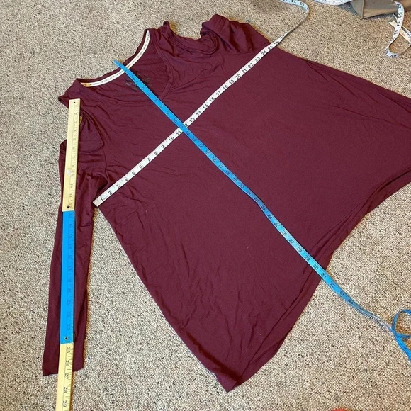 Peace Love World Soft Comfortable Modal Blend Cold Shoulder Top Women Plus SZ2X - Picture 3 of 5